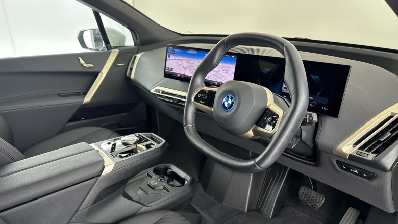 BMW iX 240kW xDrive40 M Sport 76.6kWh 5dr Auto Electric Estate